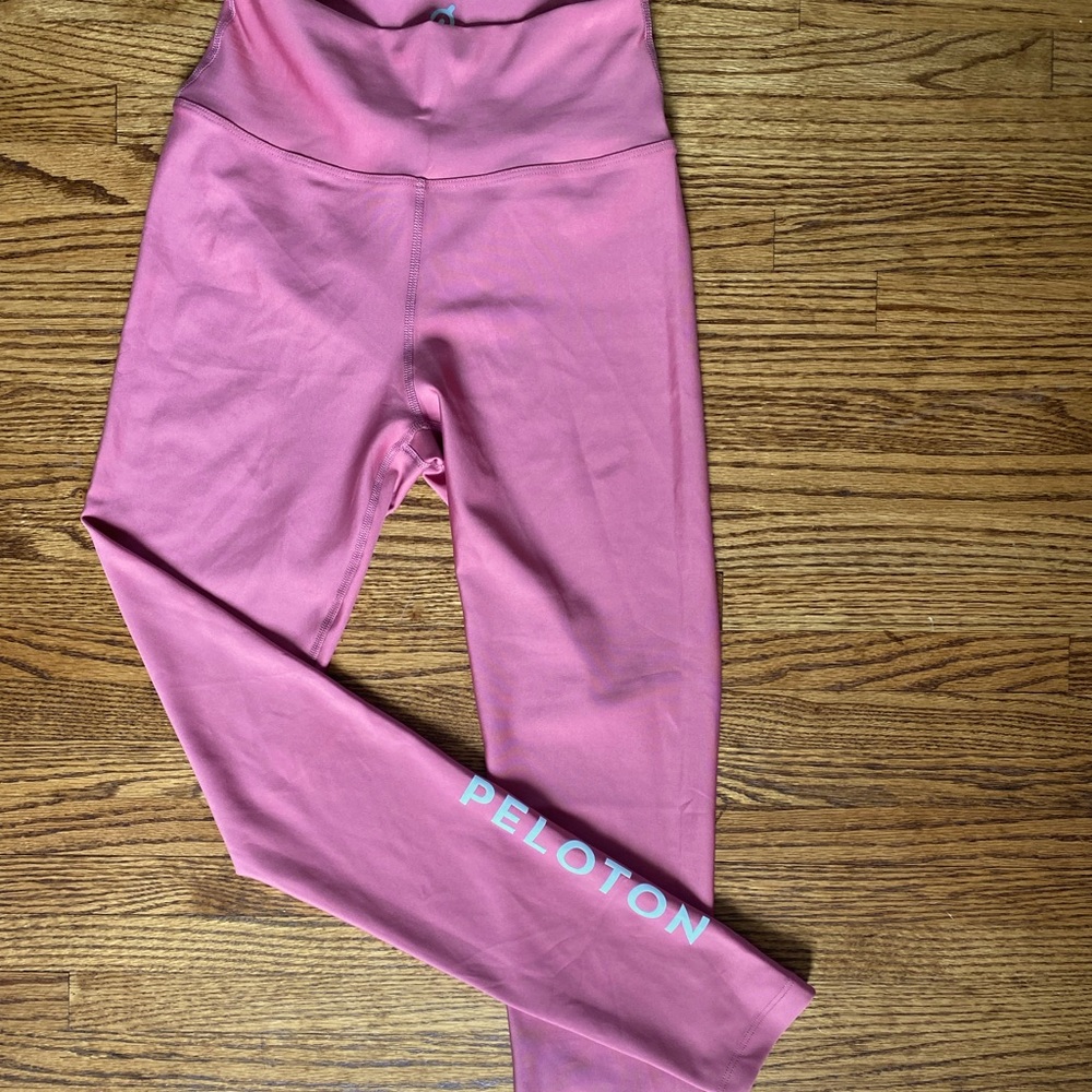 NWOT Peloton leggings